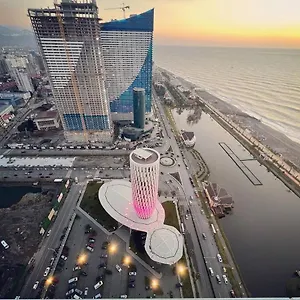  Апартаменты Gq On First Line